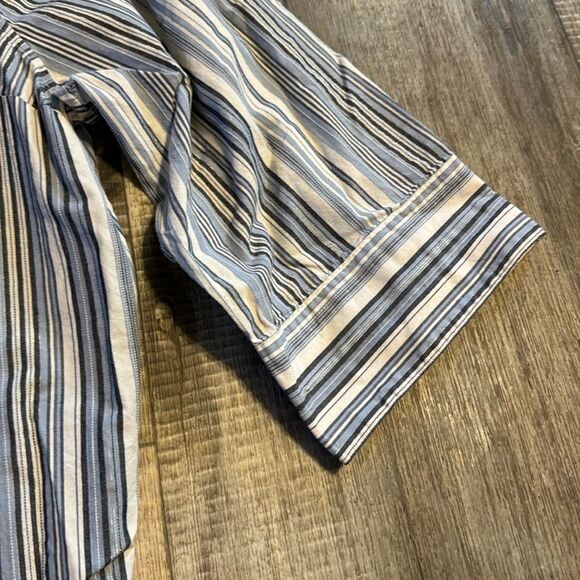 C J BANKS‎ blouse- size 3X - Picture 2 of 8